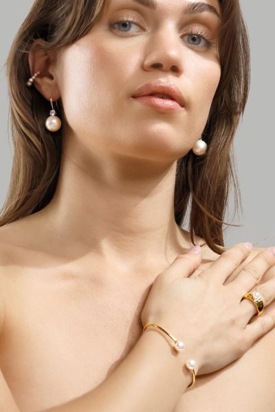 Pearl End Cuff Bracelet - 18k Gold Plated