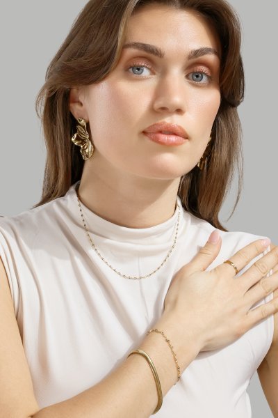 Liora Øredobber – 18k Gold Plated